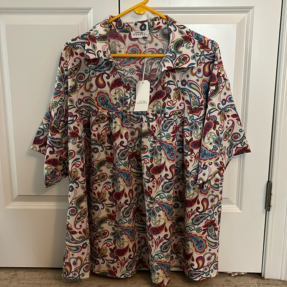 Women’s short sleeve blouse